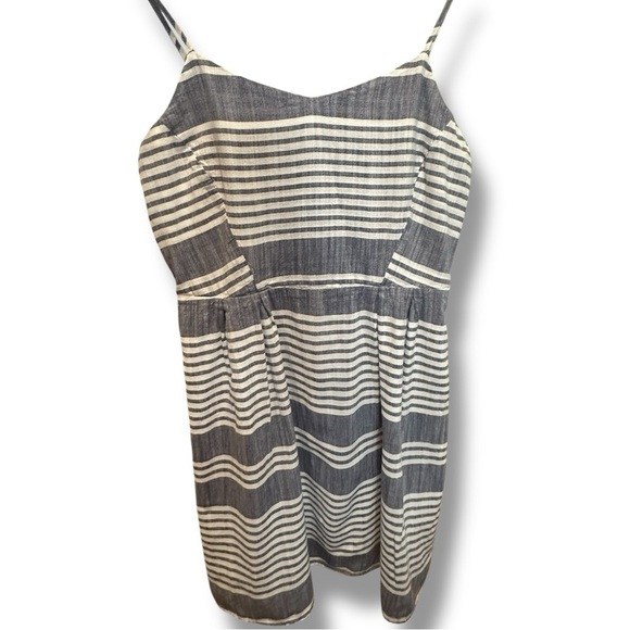Old Navy Women's Gray and White Striped Camisole - Picture 1 of 5